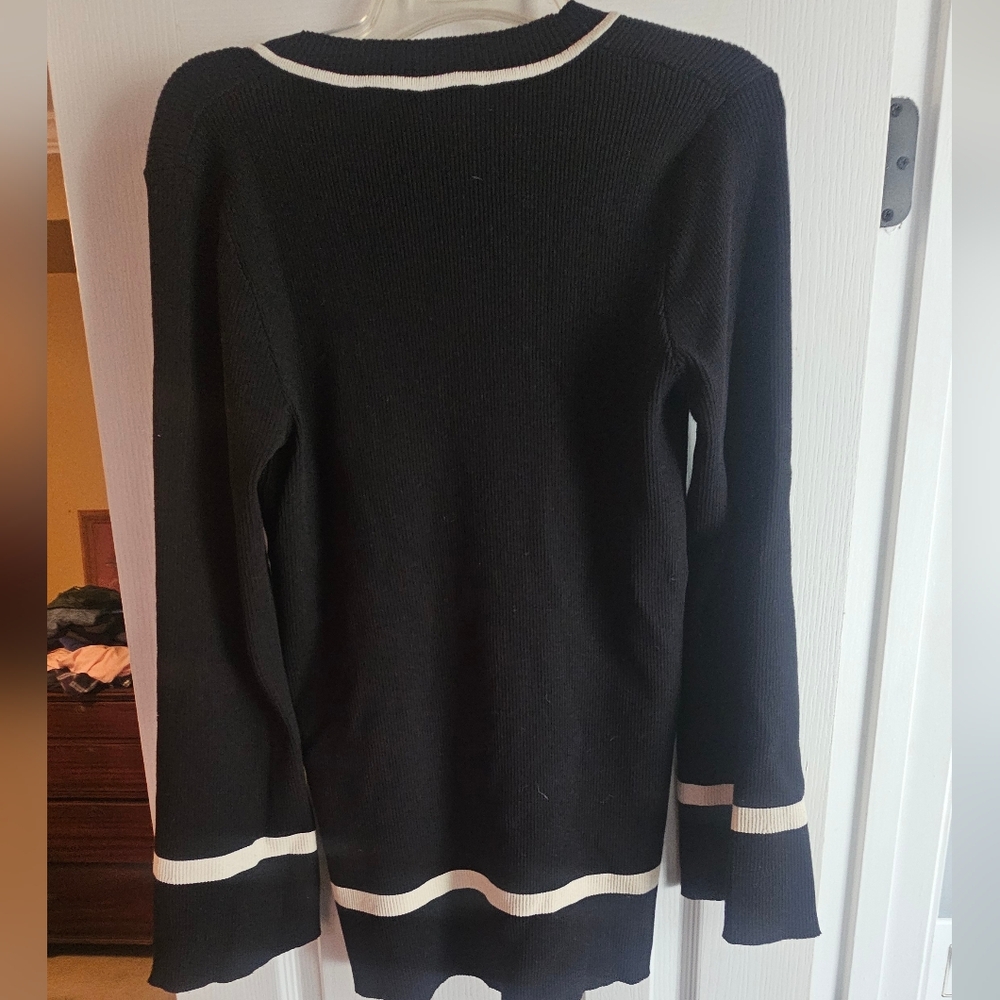 Miou Muse V-neck bell sleeve sweater, typically featuring a black ribbed knit Sm - Picture 2 of 7
